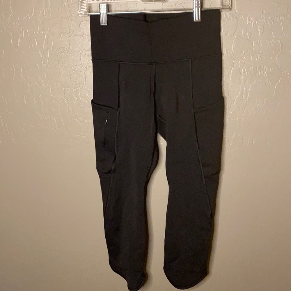 Athleta Capri leggings